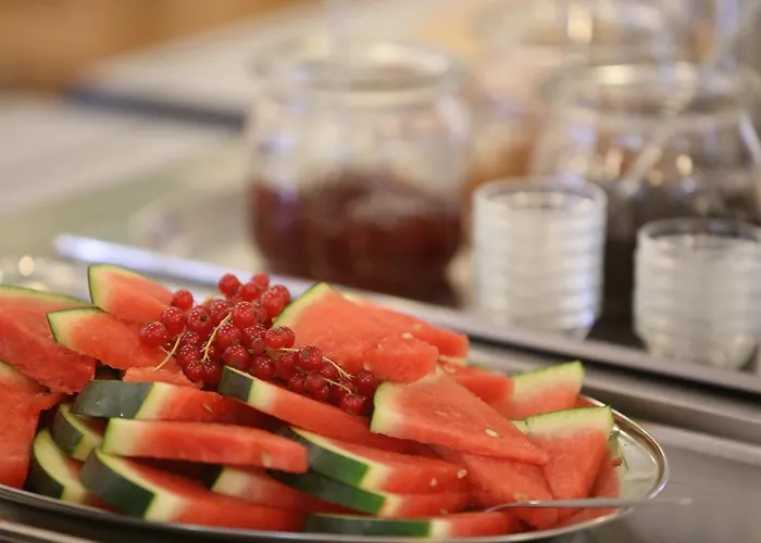 Jugendherberge Heide ホステル