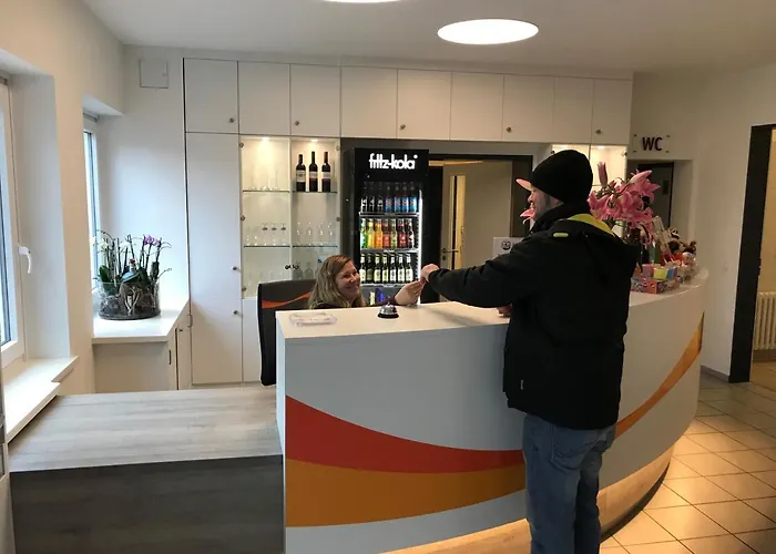 Jugendherberge Heide ホステル